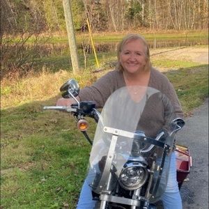 Meet your Posher, Sandy